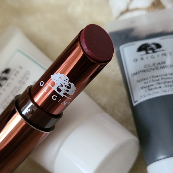 Origins Lip Balm, Face Wash, Charcoal Mask - Picture 5 of 11